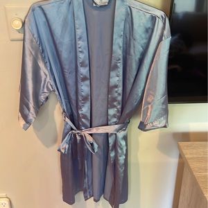 Ladies Belted Satin Robe